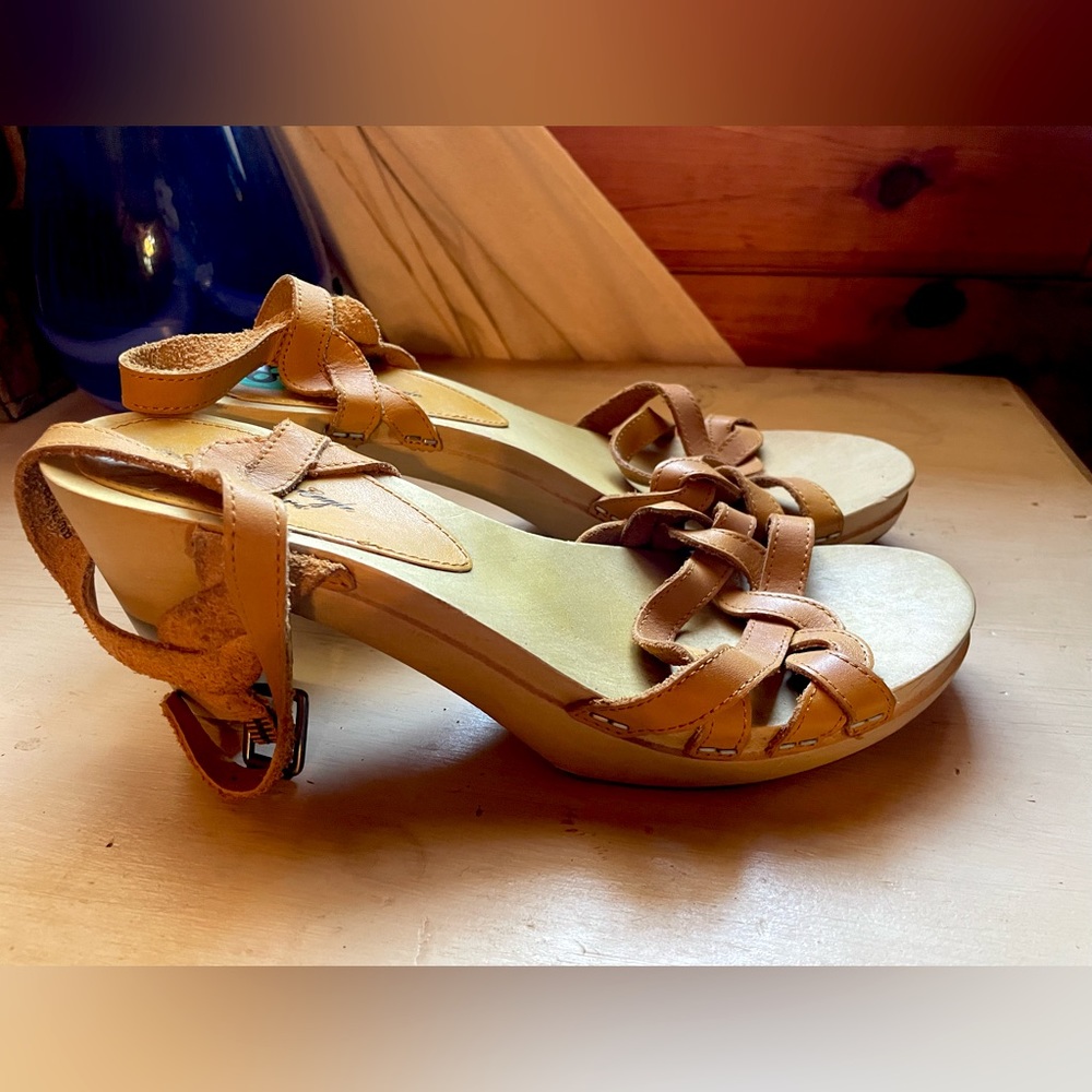Boho yellow heels size 8